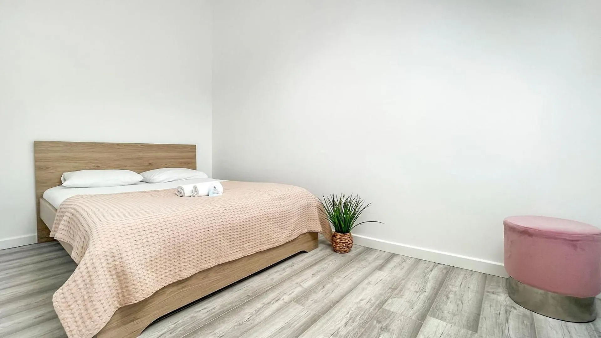Homey Sakine- Proche Centre- Netflix- Wifi Cluses France